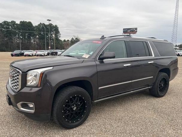 GMC YUKON XL 2018 1GKS2HKJ4JR147026 image